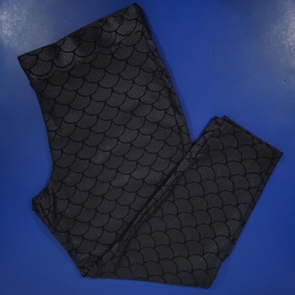 Torrid Black/Blue Metallic Mermaid Scale Leggings Size 3 (3X) Cosplay  Halloween - Picture 2 of 16